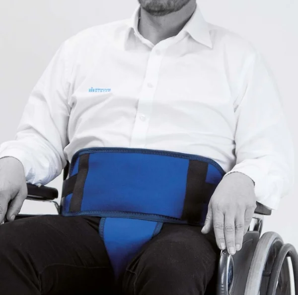 חגורה עם וסט לכסא גלגלים